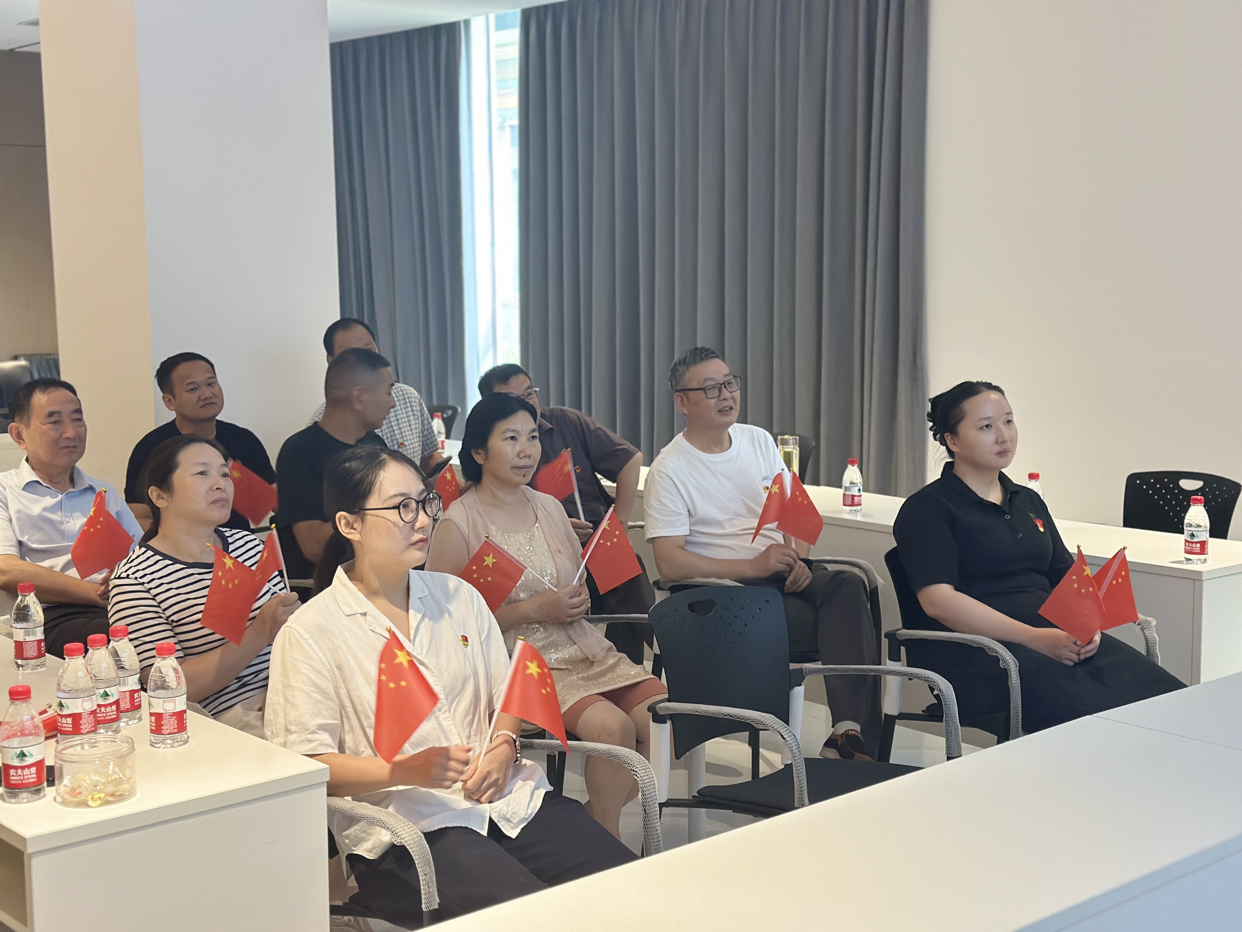 纪念中国人民抗日战争暨世界反法西斯战争胜利 80 周年